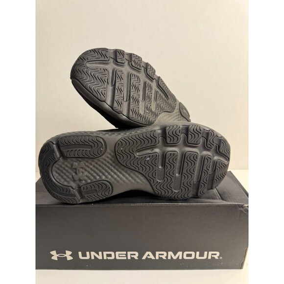 .10167 Under Armour Charged Black, Commit TR 4, US 10 Mens - Picture 4 of 5
